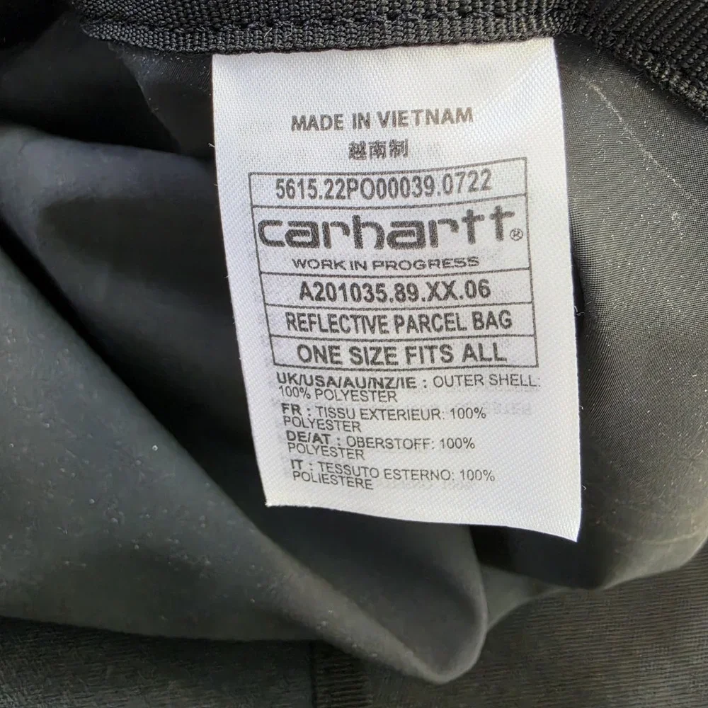 Carhartt WIP Reflective Parcel Bag Black Adjustable Messenger Bag A201035